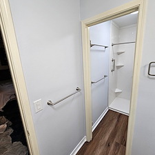 Three-Time-Repeat-Pensacola-Customer-Updates-40-Year-Old-Bathroom 4